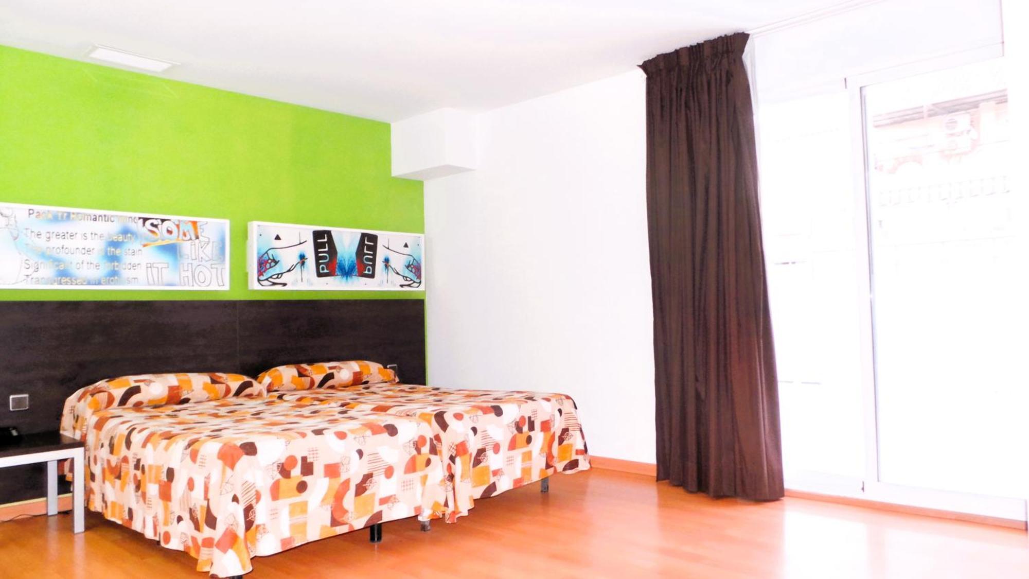 Sol Y Sombra Hotel